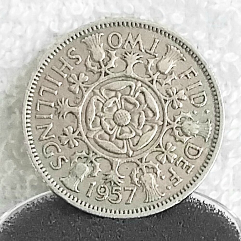 Circulated 1957 British Two Shillings Elizabeth II Coin Made of Copper/Nickel!!